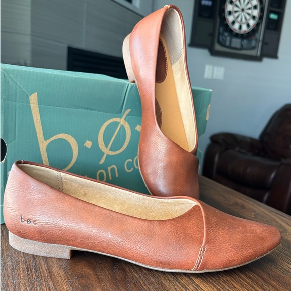 boc Women\'s Brown Leather Flats